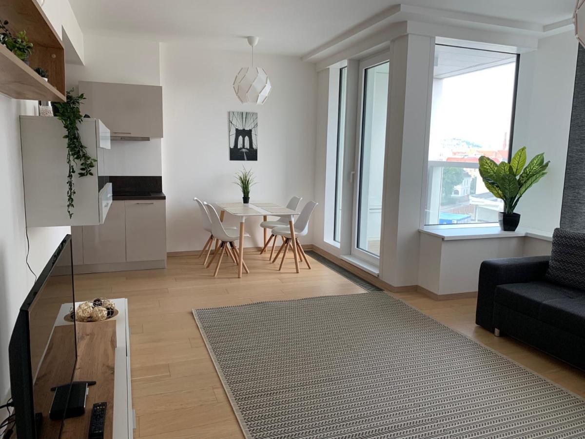 Apartments05 In New Building With Free Parking Panorama City - Amazing View Close To Old Town Bratislava Eksteriør bilde